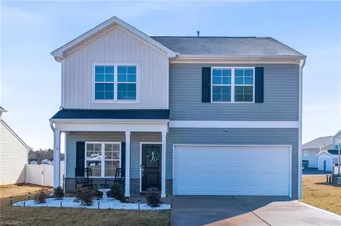 4748 Bell West Dr, Kernersville, NC 27284