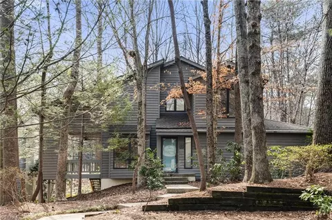 3004 Lookout Ct, Winston Salem, NC 27106