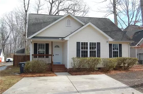 1910 Glenside Dr, Greensboro, NC 27405