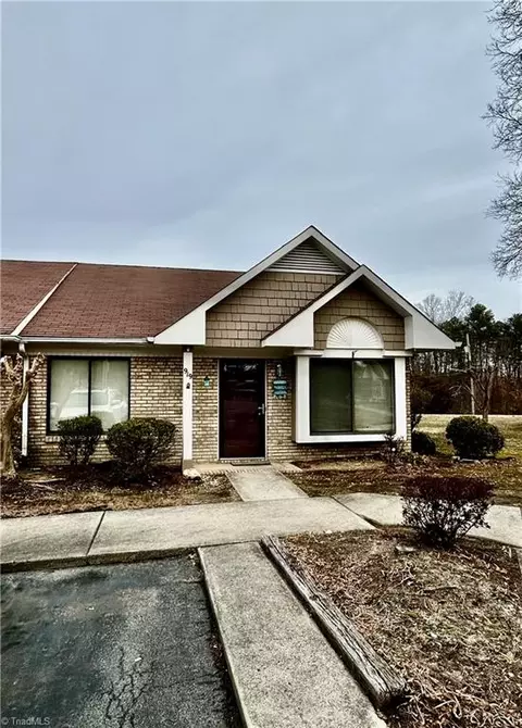 919 Belmont Dr, High Point, NC 27263