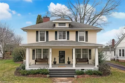 Exterior - 511 Patrick St, Eden, NC 27288 photo 4 of 10