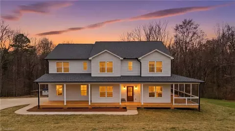 1140 Shelton Rd, Yadkinville, NC 27055