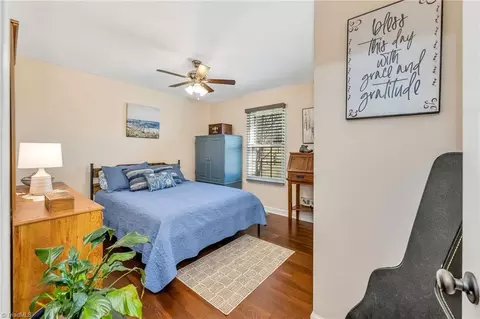 Bedroom - 155 Jays Meadow Ln, Purlear, NC 28665 photo 3 of 4