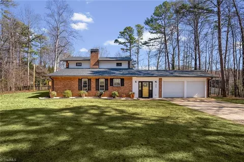 4455 Langhorne Dr, Winston Salem, NC 27106
