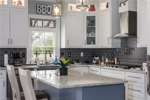 Kitchen - 4045 Old Glenola Rd, Trinity, NC 27370 photo 2 of 4