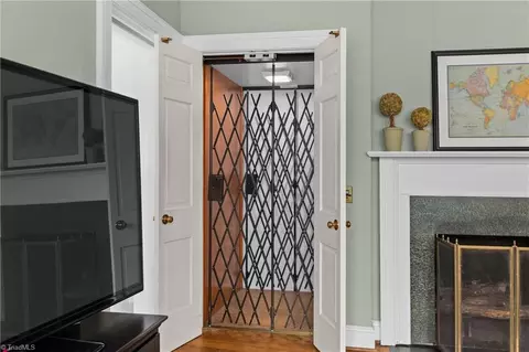 Entry Way - 417 Hillcrest Dr, High Point, NC 27262 photo 6 of 6