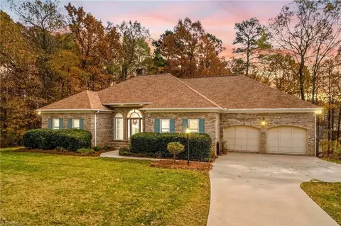 411 Wildwood Dr, Salisbury, NC 28146