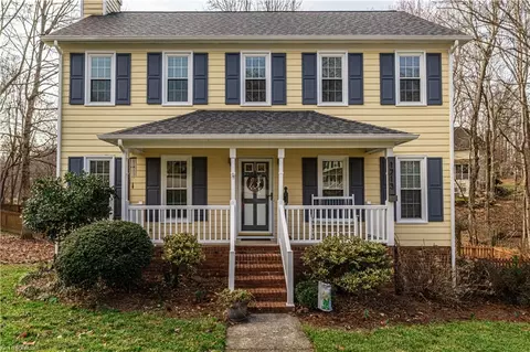 1713 Avenbury Ct, Kernersville, NC 27284