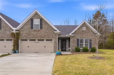 6279 Queens Gate Ct, Clemmons, NC 27012