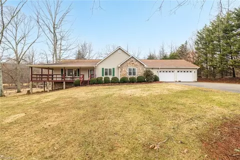 1259 Frank Joyce Rd, Sandy Ridge, NC 27046