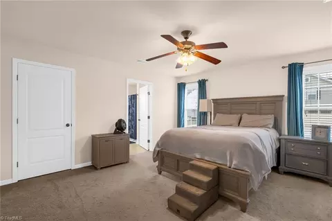 Bedroom - 5703 Midstream Cir, Clemmons, NC 27012 photo 1 of 3