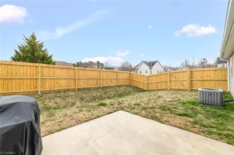 Exterior - 5703 Midstream Cir, Clemmons, NC 27012 photo 9 of 9