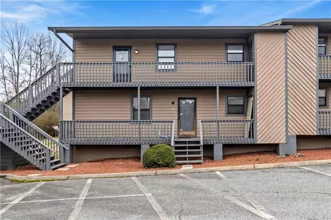 200 Vista Cir #C, Winston Salem, NC 27106