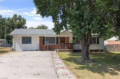 2616 Ingram Rd, High Point, NC 27263