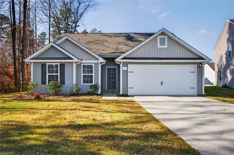 1 Ord Ct, Greensboro, NC 27405