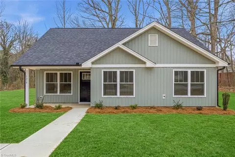 1214 Bowen Dr, Archdale, NC 27263