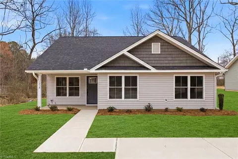 1218 Bowen Dr, Archdale, NC 27263