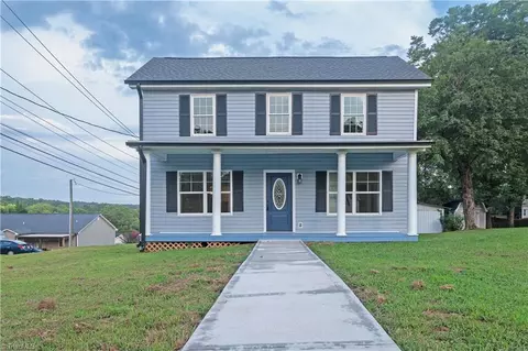 332 Naomi St, Randleman, NC 27317