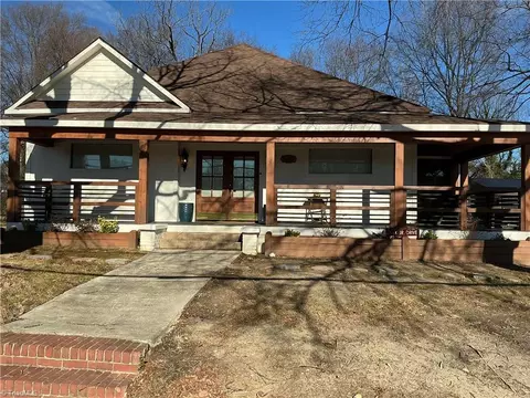 1813 Martin Luther King Jr Dr, Greensboro, NC 27406