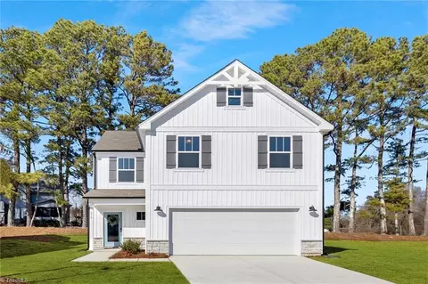 2653 Wood Valley Rd #10, Winston Salem, NC 27106