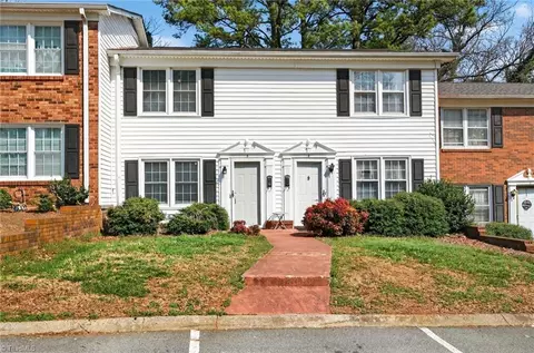 311 Salisbury St #5, Kernersville, NC 27284