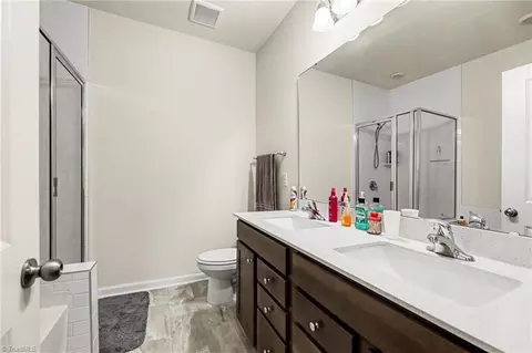 Bath - 940 Bloomington Way, High Point, NC 27265 photo 2 of 3