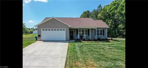 164 Mccullough Rd, Mocksville, NC 27028