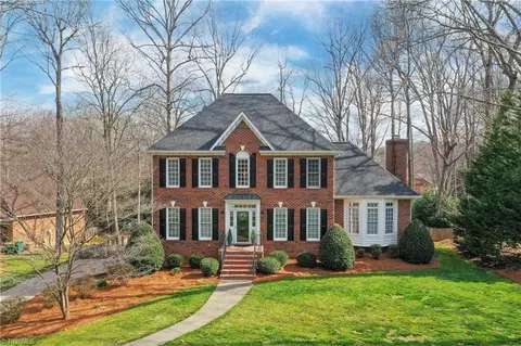 1010 Fallbrook Ln, Lewisville, NC 27023
