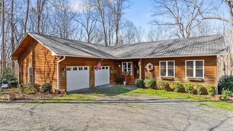 1851 Flat Rock Rd, Reidsville, NC 27320