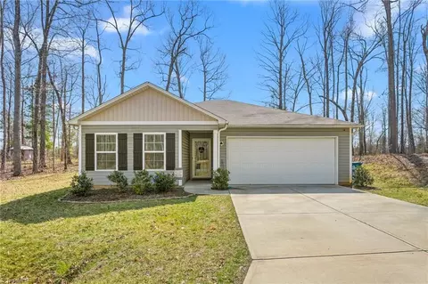 6008 Ferguson Creek Dr, Liberty, NC 27298