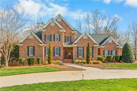 608 Oak Valley Blvd, Advance, NC 27006