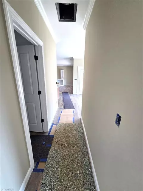 Entry Way - 142 Goff Rd, King, NC 27021 photo 1 of 3