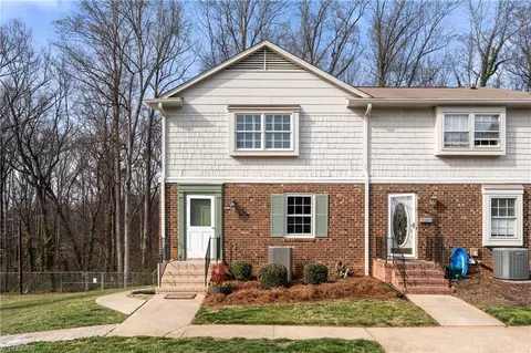 2946 Saint Marks Rd #I, Winston Salem, NC 27103