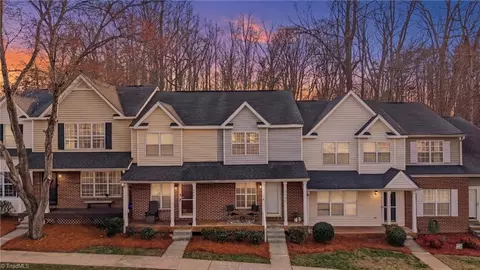 3743 Winborne Ln, Greensboro, NC 27410