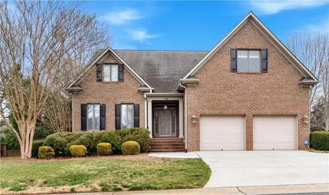 157 Cedar Ln, Bermuda Run, NC 27006