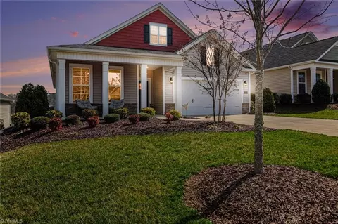 Exterior - 4113 Limestone Ct, Clemmons, NC 27012 photo 5 of 8