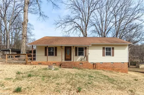 123 Rocky Knoll Cir, Greensboro, NC 27406