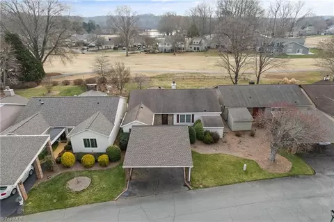 144 Fairway Dr, Bermuda Run, NC 27006