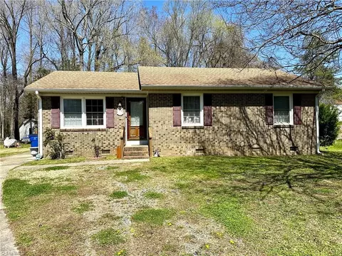 528 Carol Leigh Dr, Gibsonville, NC 27249