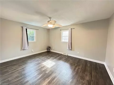 Bedroom - 240 Oakcrest Dr, Madison, NC 27025 photo 3 of 3