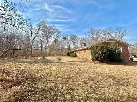 Exterior - 240 Oakcrest Dr, Madison, NC 27025 photo 3 of 6
