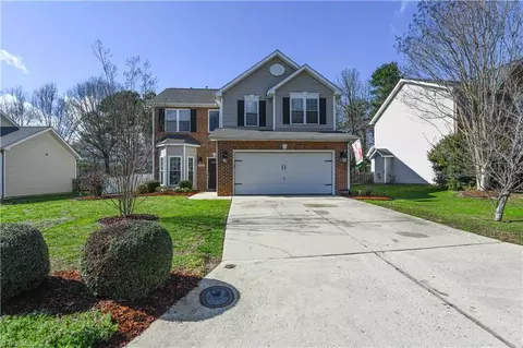 4406 Chimney Springs Dr, Greensboro, NC 27407