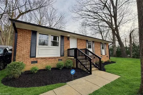 2010 Sharonbrook Dr, Greensboro, NC 27405