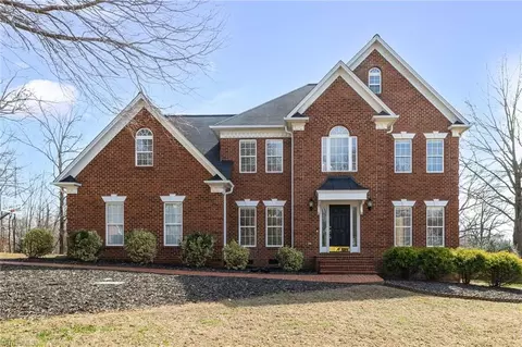 5736 Brightington Ct, Kernersville, NC 27284