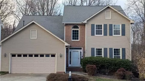 3608 Two Oaks Dr, Greensboro, NC 27410