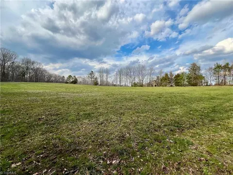 0 Old Greensboro Rd, Thomasville, NC 27360