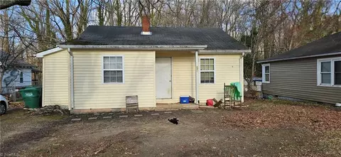 931 Marlboro St, High Point, NC 27260