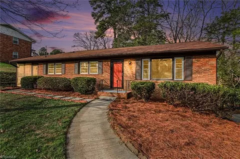 3603 Rolling Rd, High Point, NC 27265