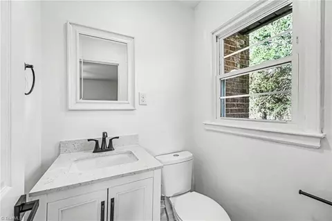 Bath - 3603 Rolling Rd, High Point, NC 27265 photo 1 of 2