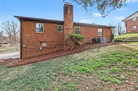 Exterior - 3603 Rolling Rd, High Point, NC 27265 photo 4 of 7